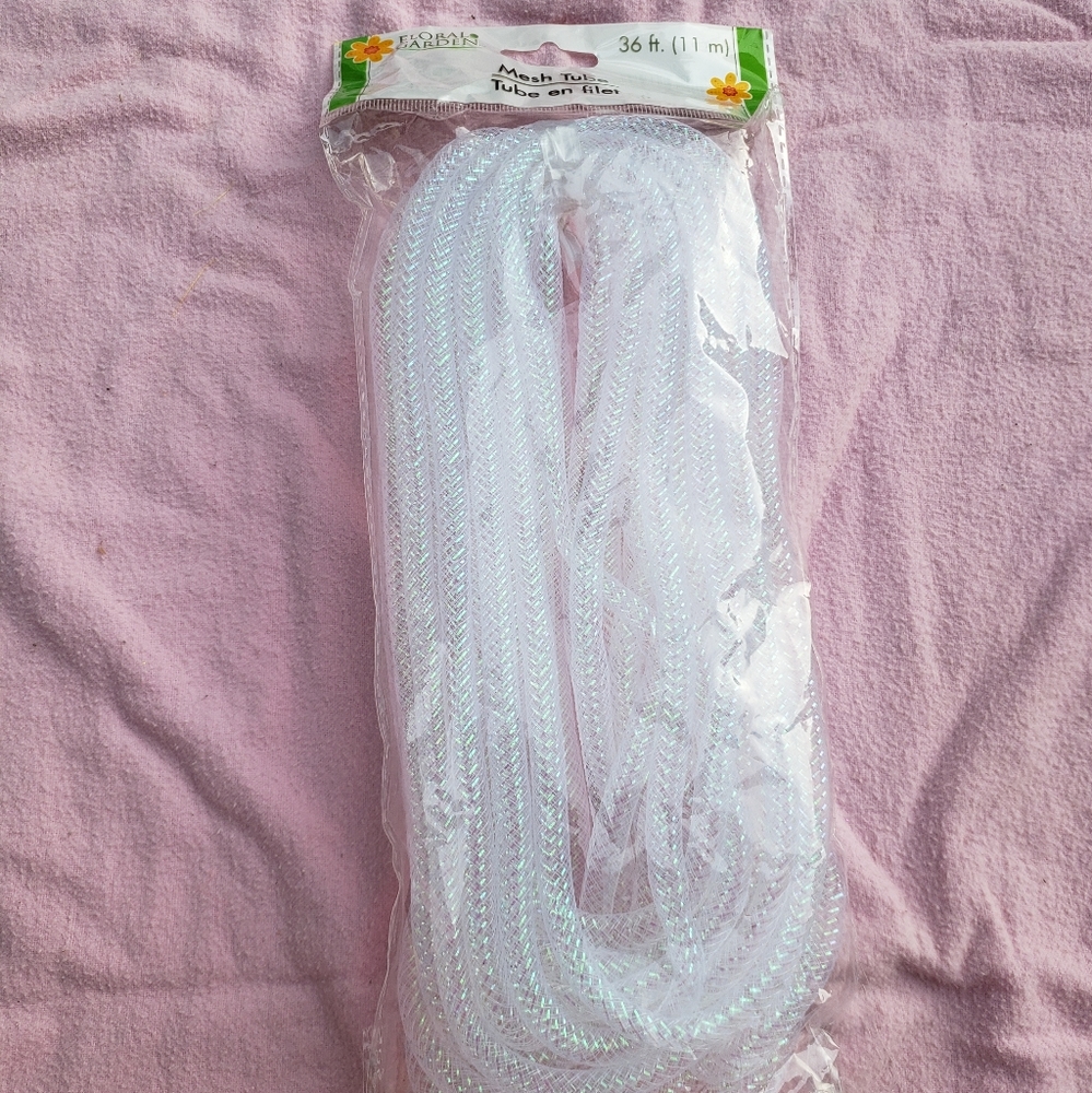 Mesh tubing craft
